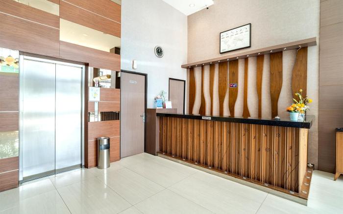 Max Hotel Panakkukang Makassar By LIFE