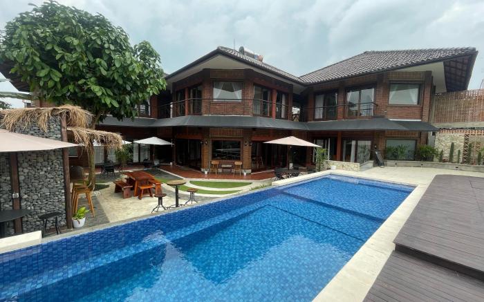 Gajah12 Golf View Boutique Hotel