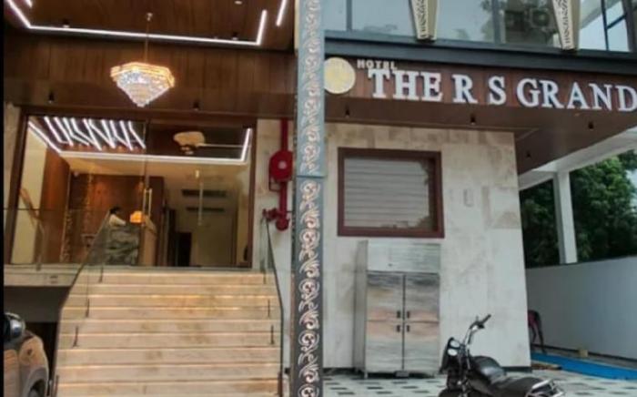 Hotel The R S Grand, Agra