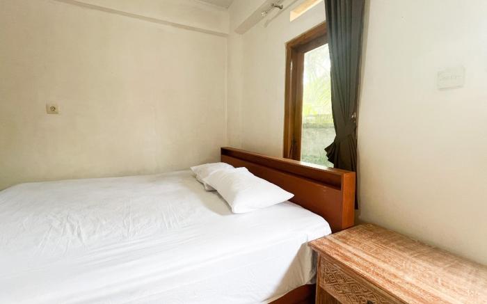 Soka Asri Guest House near Bali Zoo RedPartner