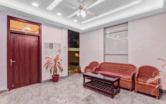RROOMS Hotel Yamuna Palace