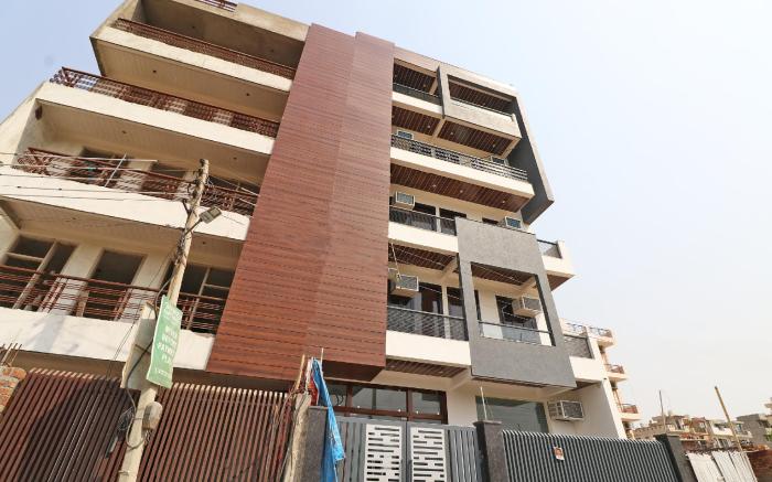 Hotel O N R Residency (Nanak Ram Residency)