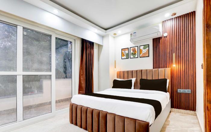 Collection O Sector 43 Gurgaon