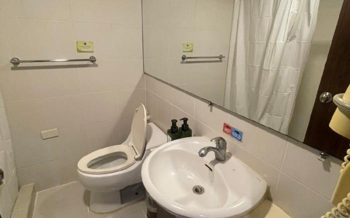 A Venue Residences 9133