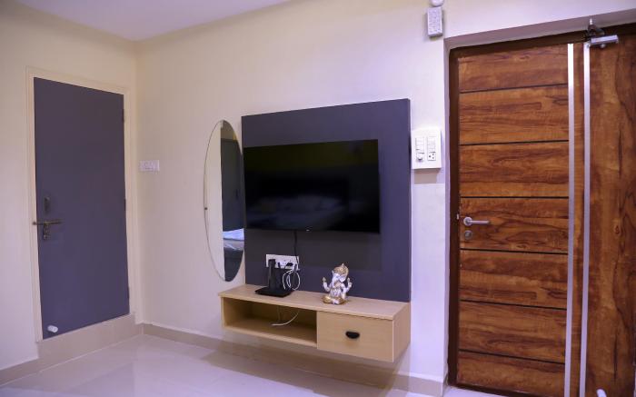 Srinivasam Studio Flat