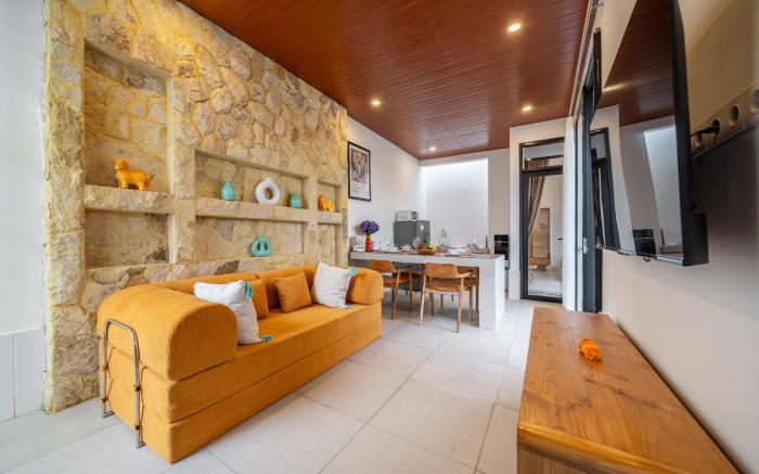 MoonlightB21-Pool. Location. Style. All Yours.