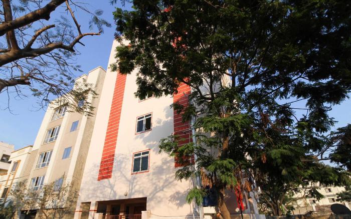 Hotel O S V Residency