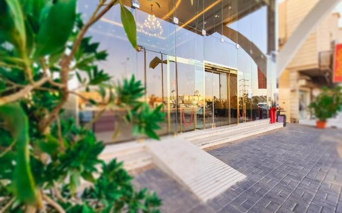 Holiday Al Khaleej Hotel