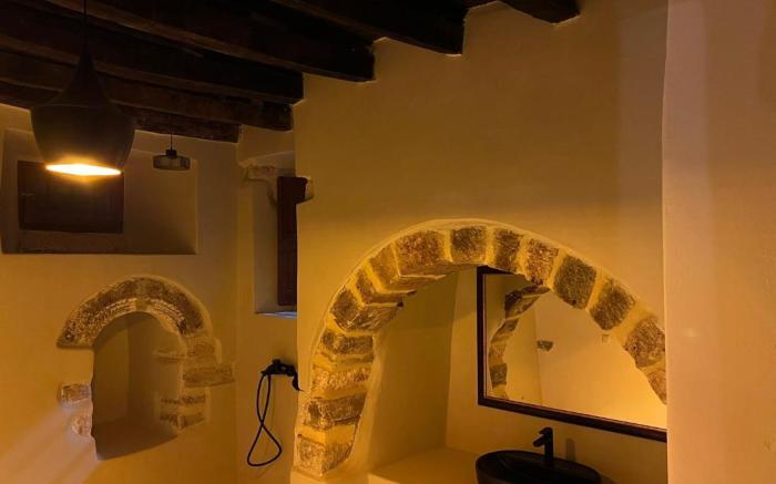 Katharsis Palace 15th Century Art Hotel at Naxos Old Town III