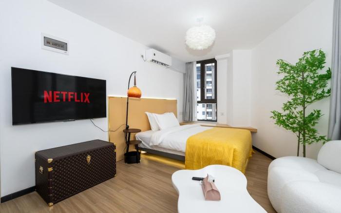Boutique Studio | Clean and Cozy