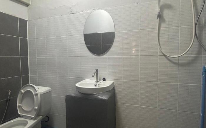 Capricorn Hostel