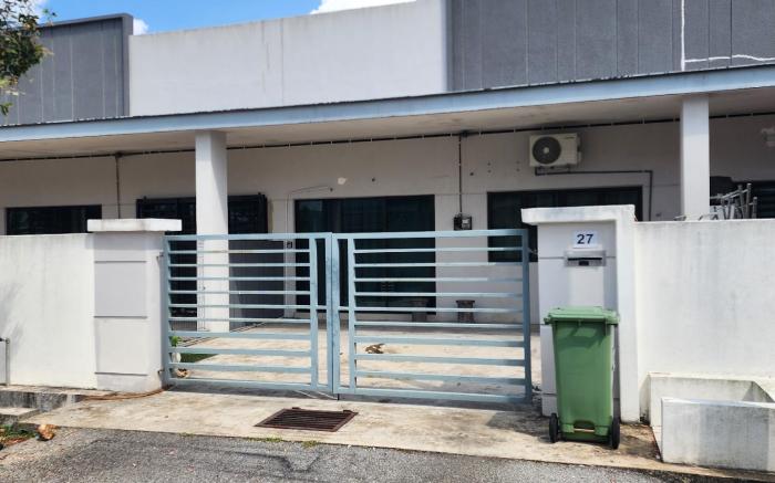 Aleesa Roomstay Kuantan