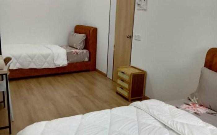 AAJJ CITY HOMESTAY