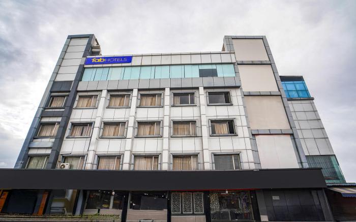 FabHotel Namo Stay Inn