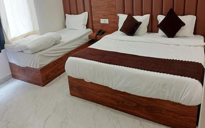 FabHotel Shaurya Inn I