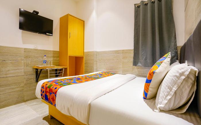 FabHotel Sarah Inn - Nr Kasheli metro station