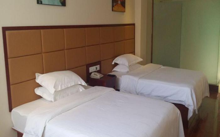 GreenTree Inn Shandong Dezhou Qihe County Party Committee Qilu Street Express Hotel