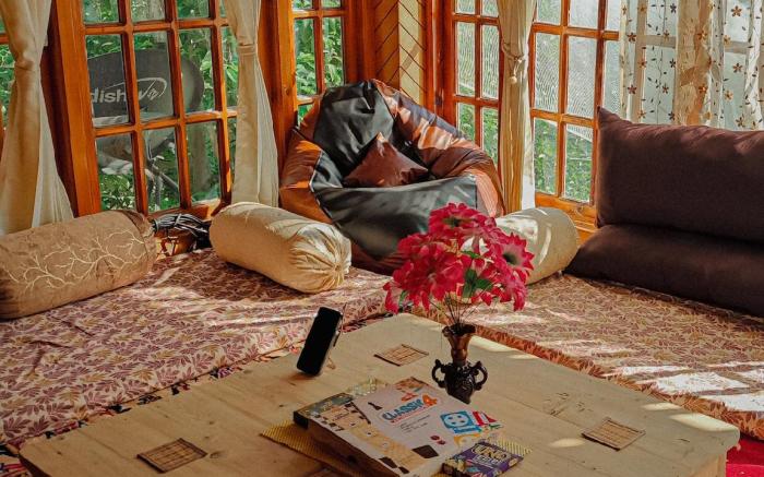 Saanjh by Limitless Stays