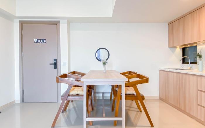 Restful 3BR at Meikarta Apartment By Travelio