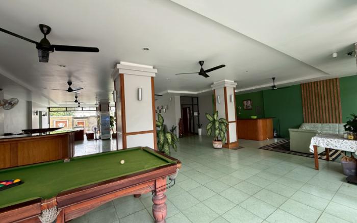 Emerald Hotel