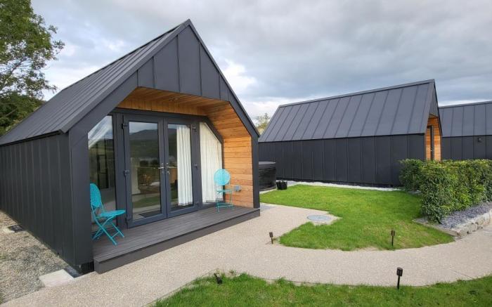 The Village at The Rocks - Luxury Glamping Resort