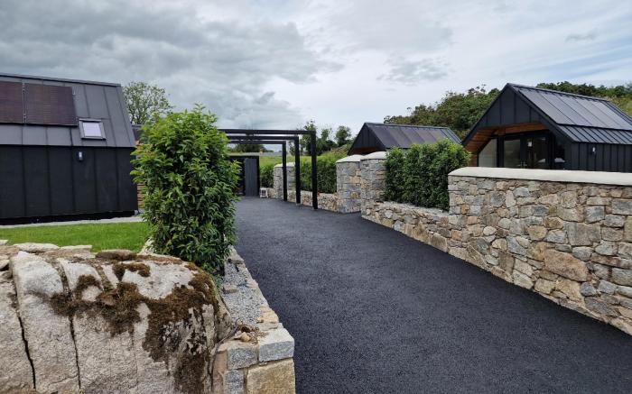 The Village at The Rocks - Luxury Glamping Resort