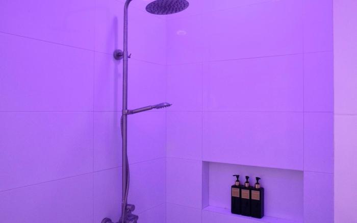 Deluxe Room 103 w/ Private Balcony