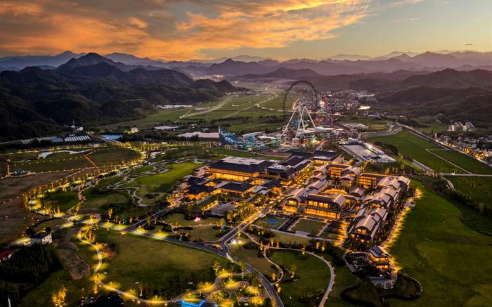 Shu Hua Hotel Tianmu Mountain, Curio Collection by Hilton