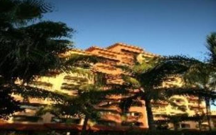 Costa de Oro Beach Hotel