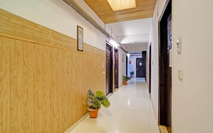 FabHotel Vasundhara Grand