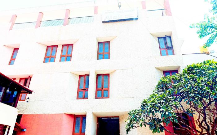 Hotel Alok Lodge