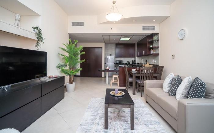 Deira’s Lucky Find, 5-min to the Airport