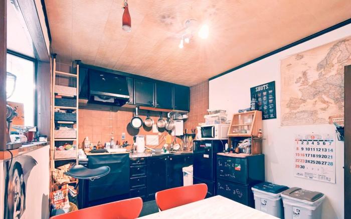 Private single room 3F-Y with shared bath & toilet