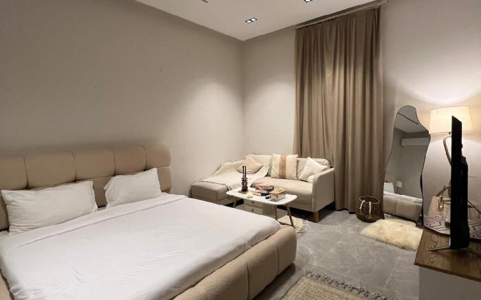 Self-check-in studio and quiet design