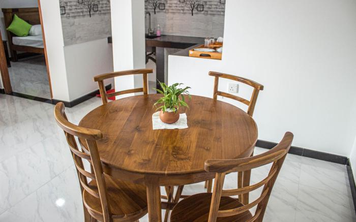 Airport and Paddy View Home Stay