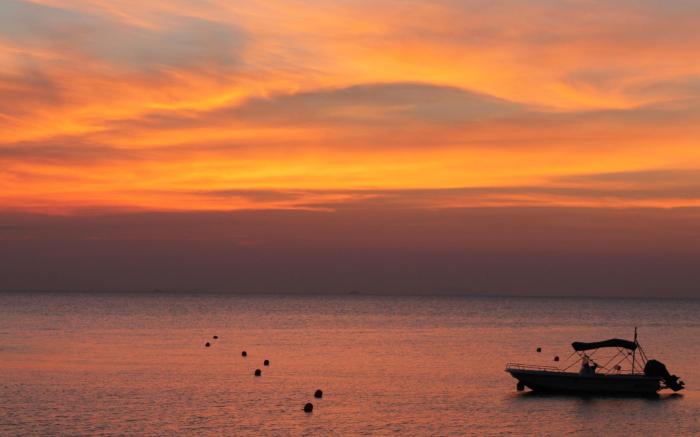 The Sunset Beach Resort & Spa Taling Ngam