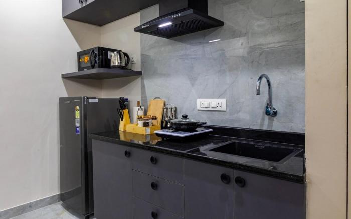 Plush 1BHK Breakfast & Laundry - HSR, Koramangala