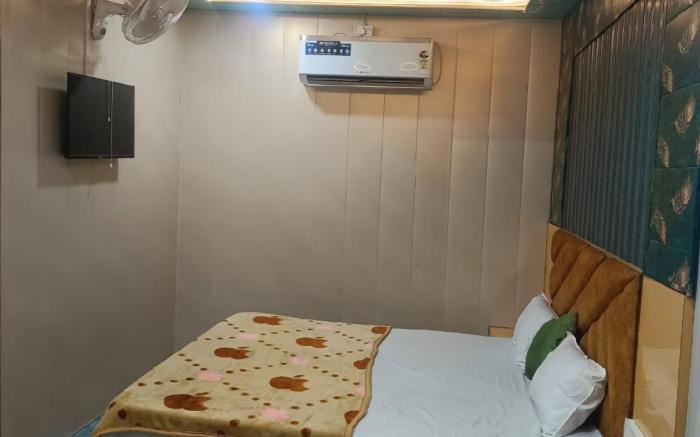Krishna Highway Inn Resort
