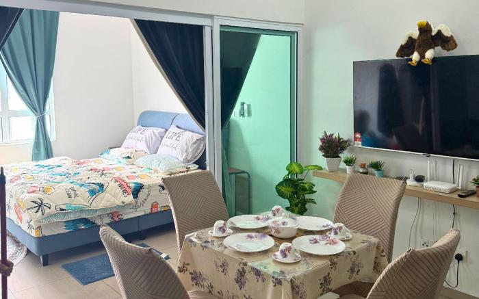 New mesahiil residence with rooftop skydeck view