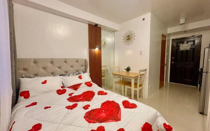 The Persimmon Studious Mabolo, Cebu City
