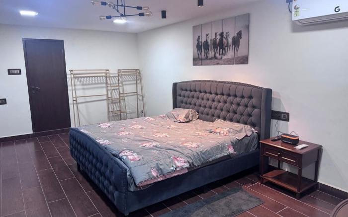 The Den - A loft