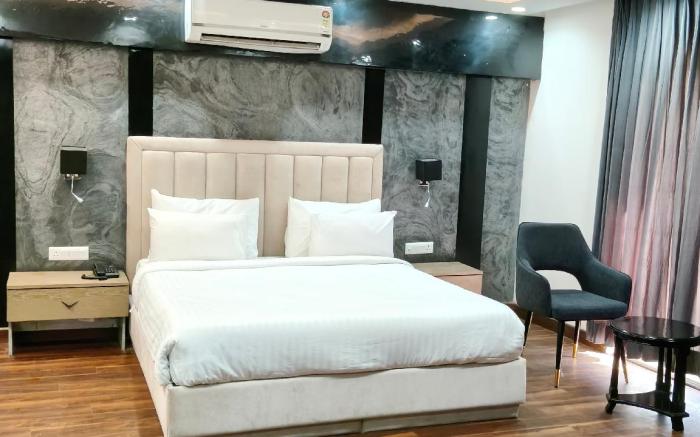 Clark Inn Express Rajnagar