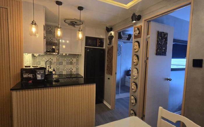 Zen Vibes | Modern 2BR Asian Fusion Stay