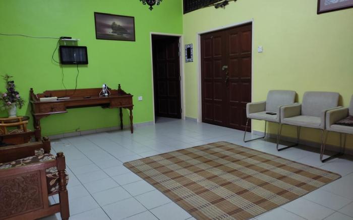 Motel tanjung jara b2