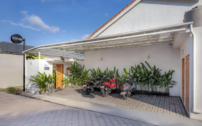 Cove Lotus Loft Seminyak