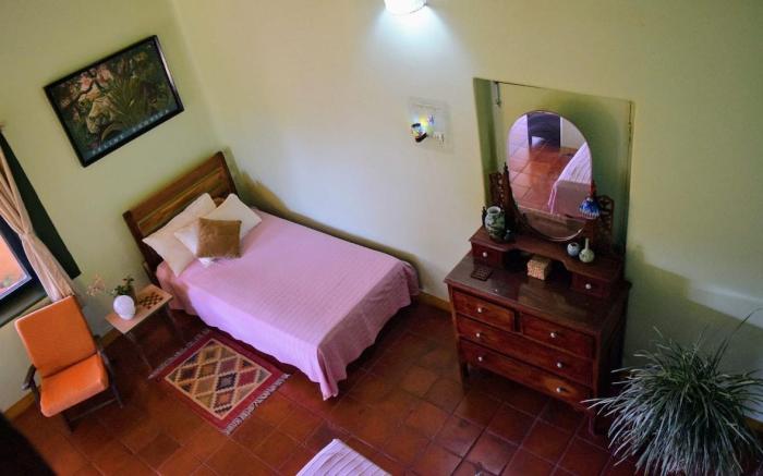 Shantidarshan 1BR- Peaceful | Amboli by homeyhuts