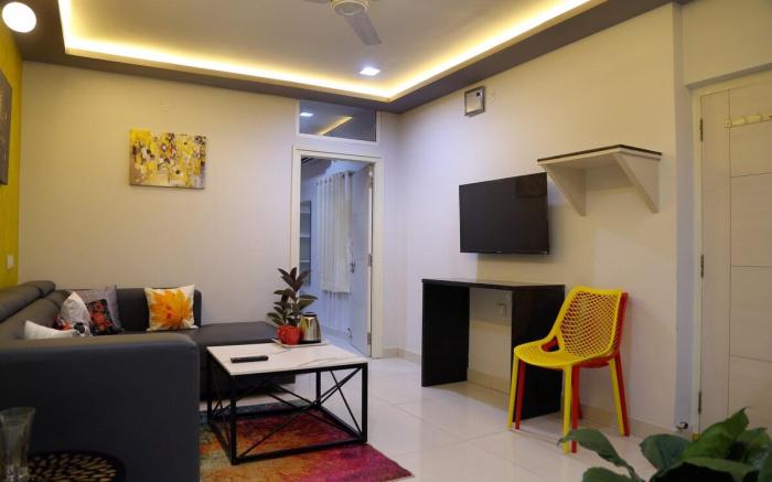 MidTown-1BHK, Near AIG Hospital, Hitech City