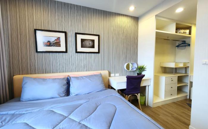 Finn Room Deluxe @ The BluX condo