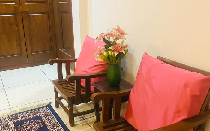 Townmanor Luxury Room, Sector 137 Noida