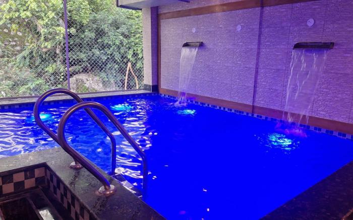 Hotel Buransh inn Ghugtani secret Waterfall Road